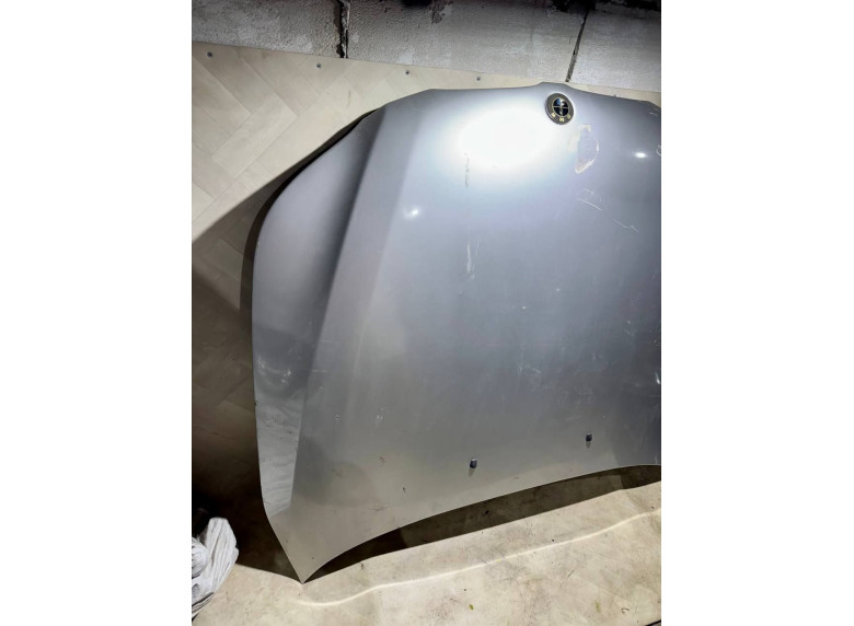 Капот к BMW 5 E60/E61, 2005г.